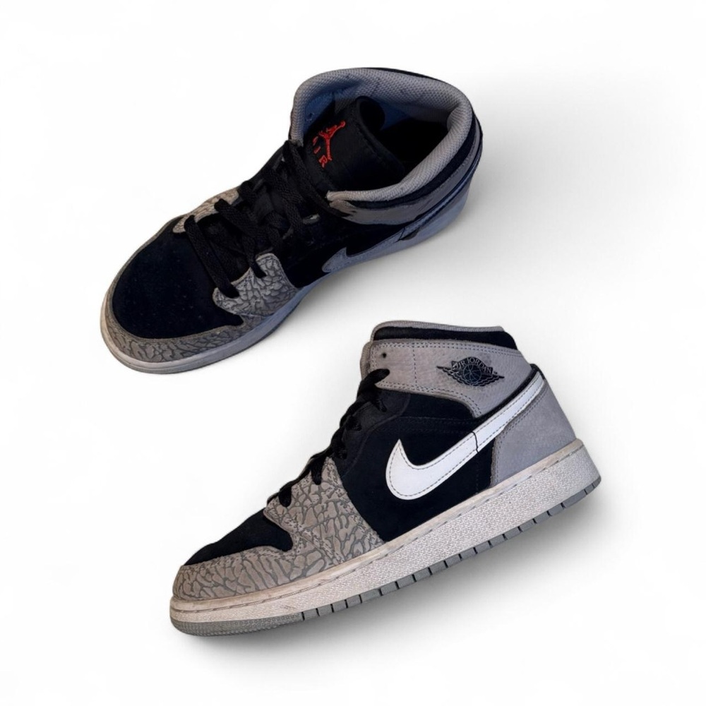 Nike Air Jordan 1 Mid SE “Elephant Toe” – Size 6.5Y / Women’s 8